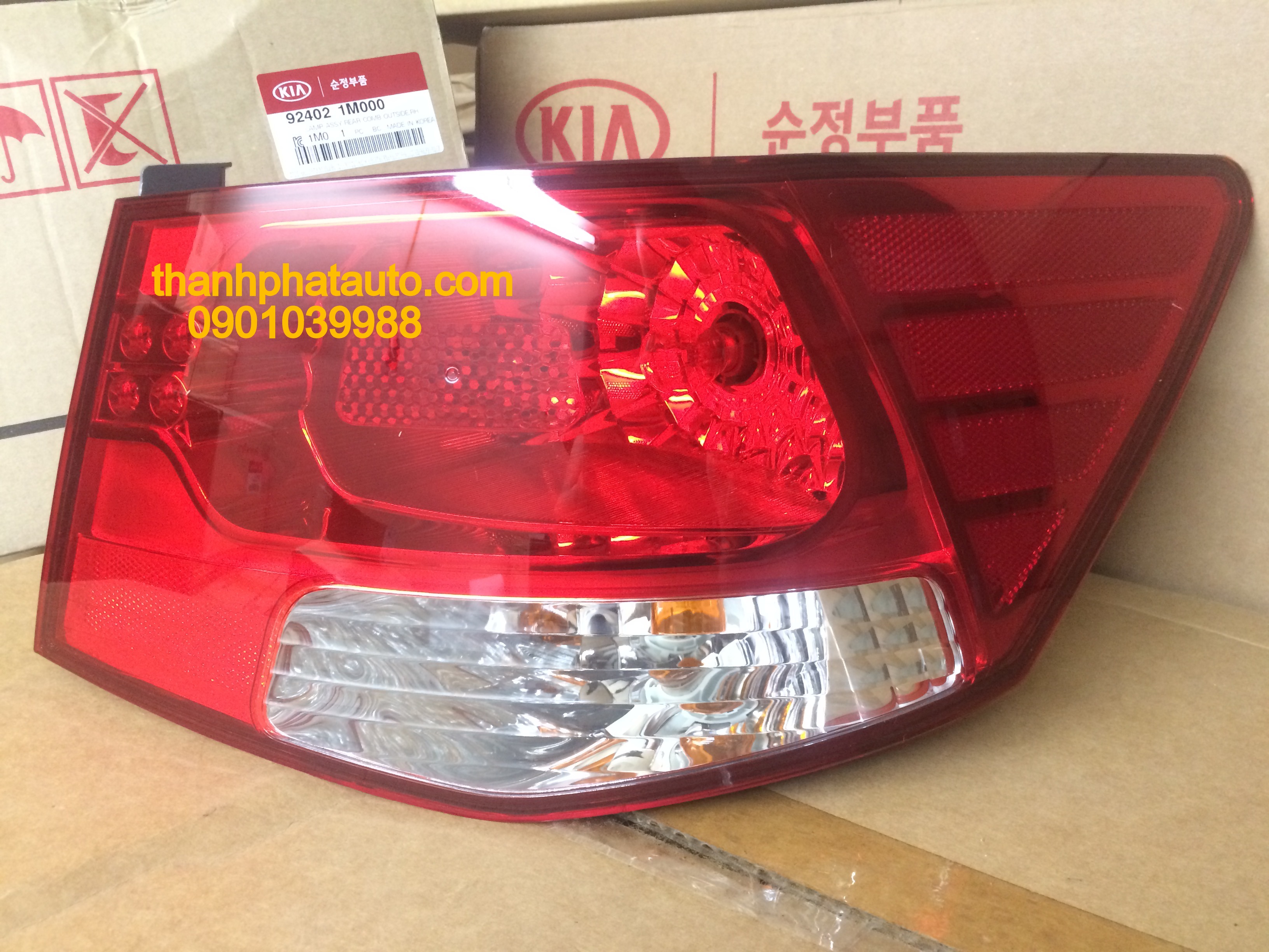 ĐÈN HẬU KIA FORTE